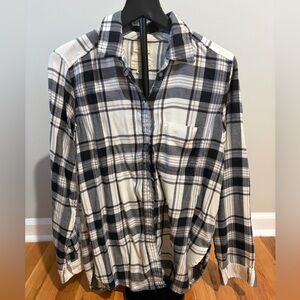American Eagle Black and White Plaid Boyfriend Shirt